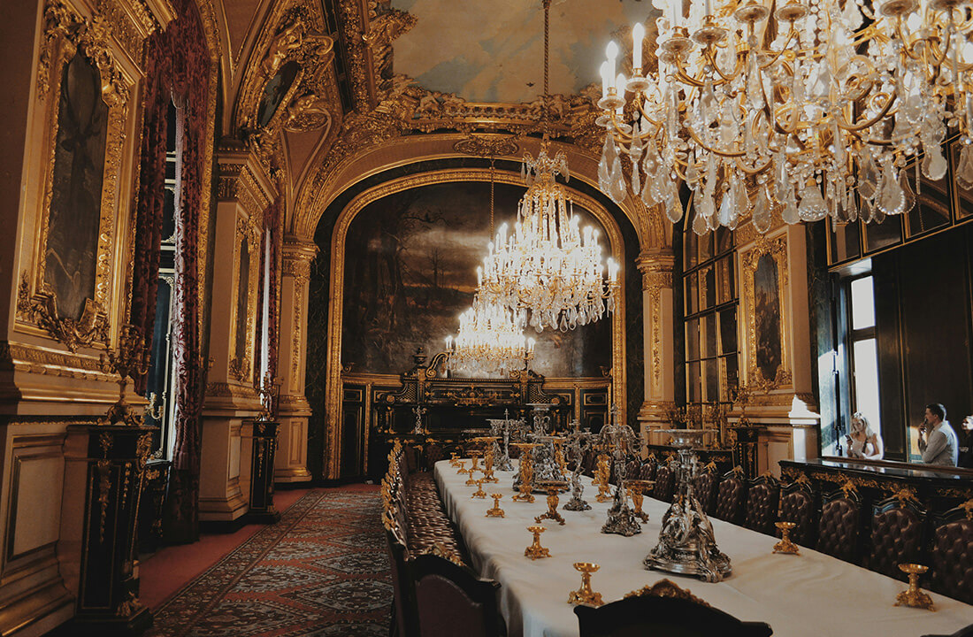 Eat Like a Royal: British Dishes and Dining Etiquette You Can Try at Home